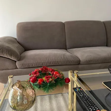 Apartment 17